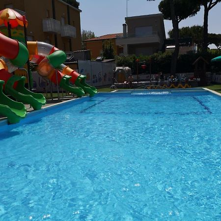 Suite Apartments Cervia Ngoại thất bức ảnh