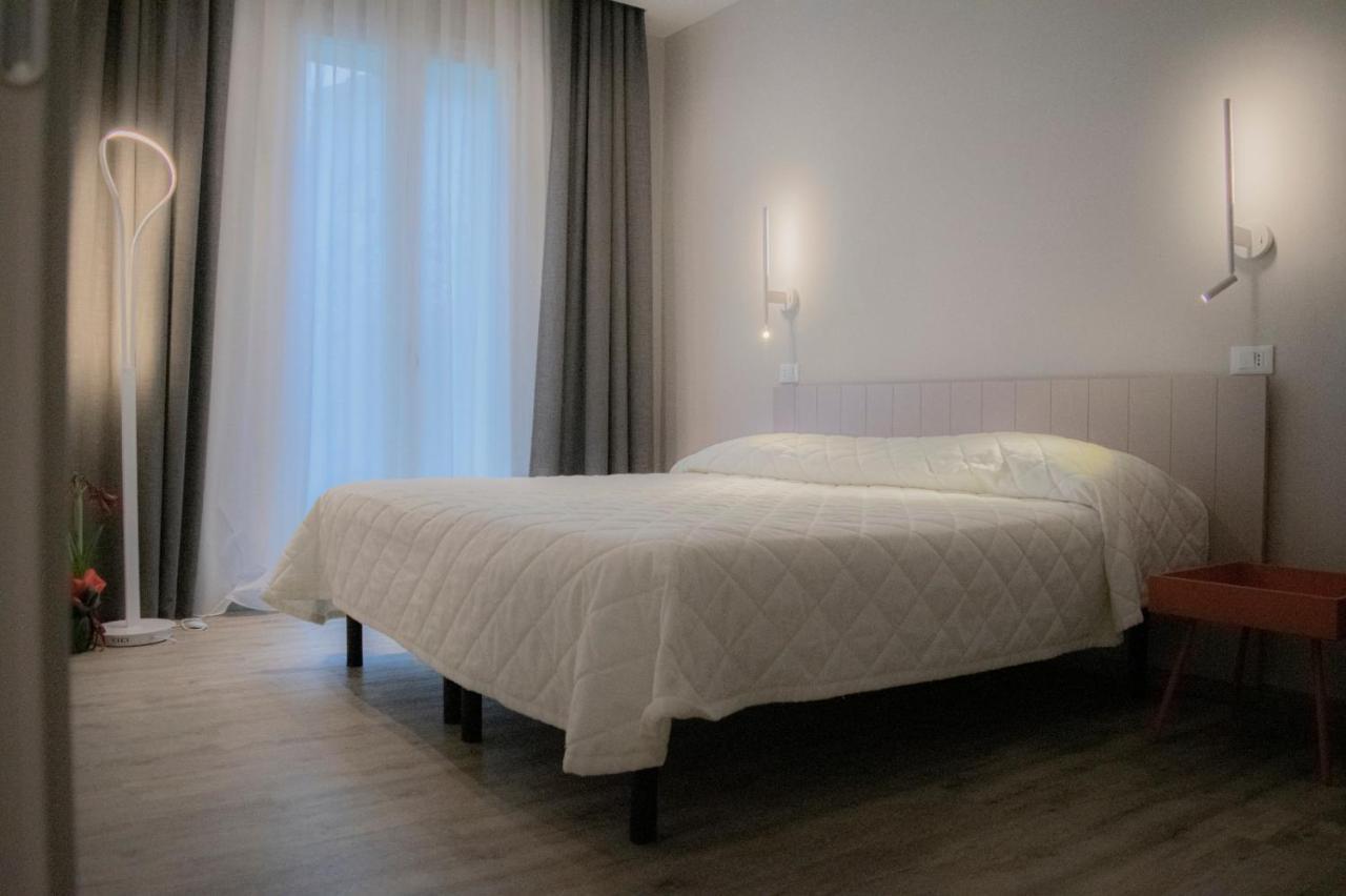 Suite Apartments Cervia Ngoại thất bức ảnh