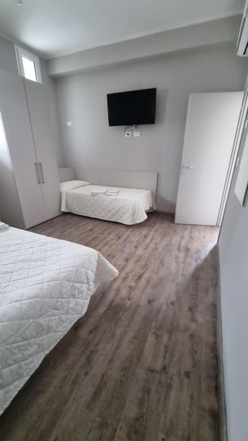 Suite Apartments Cervia Ngoại thất bức ảnh
